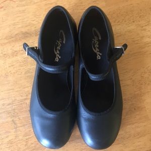 Capezio size 9M ladies tap shoes